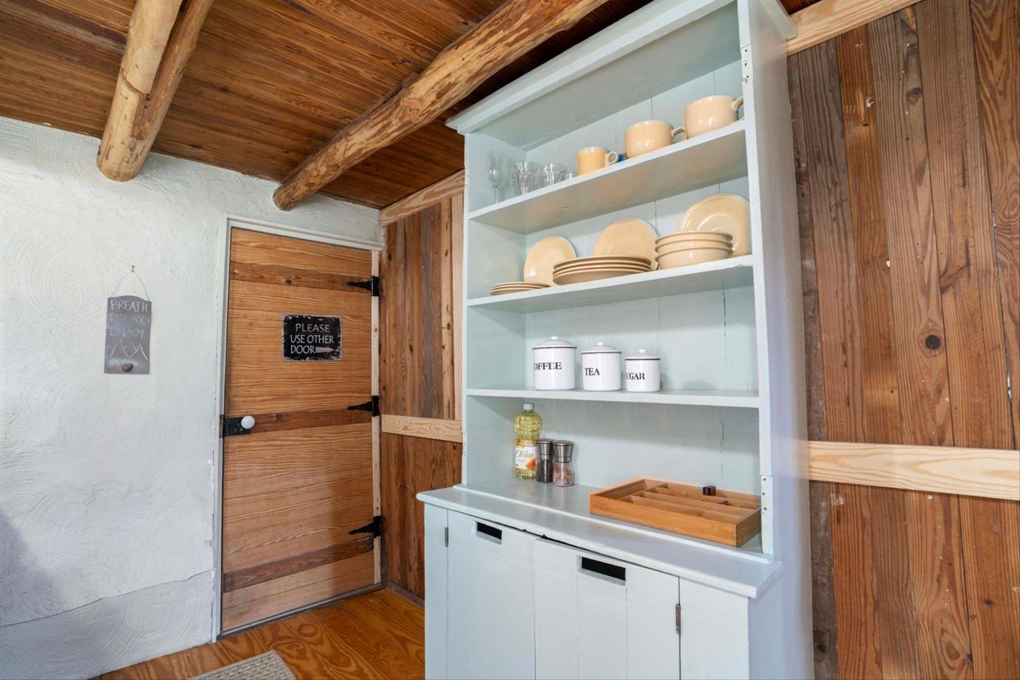Rustic Baileys Retreat Cabin Near Wineries! Crozet Exterior photo